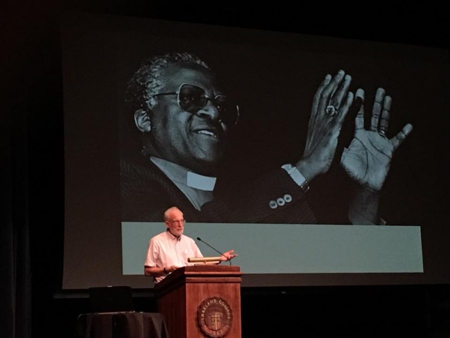 Rev. Phil Haslanger presents about loving in a time of resentment at Tuesdays Mission House lecture.