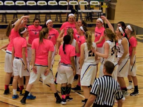 Women’s basketball loses close game against Falcons