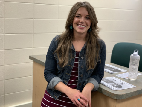 Jodie Mortag presents her published personal essay “Bend”